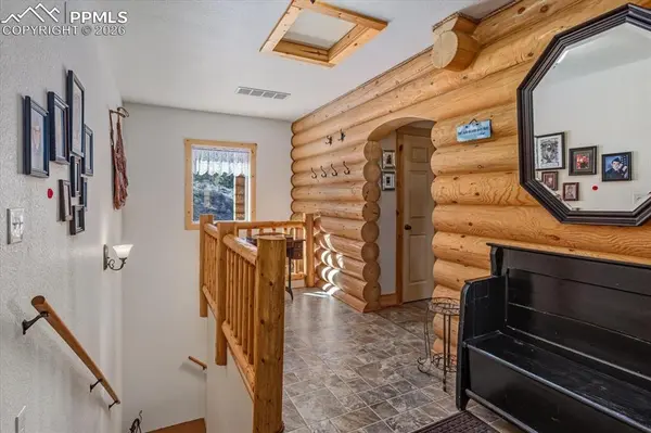 188 Centennial CIR, Westcliffe, CO 81252