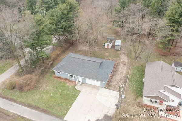 2653 Beeline RD, Holland Twp, MI 49424