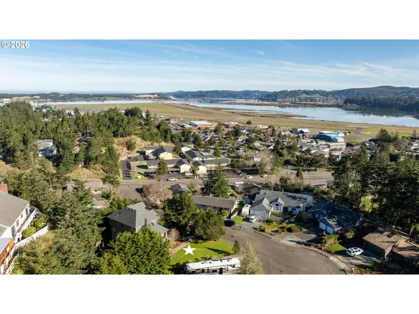 2024 CEDAR CT, North Bend, OR 97459