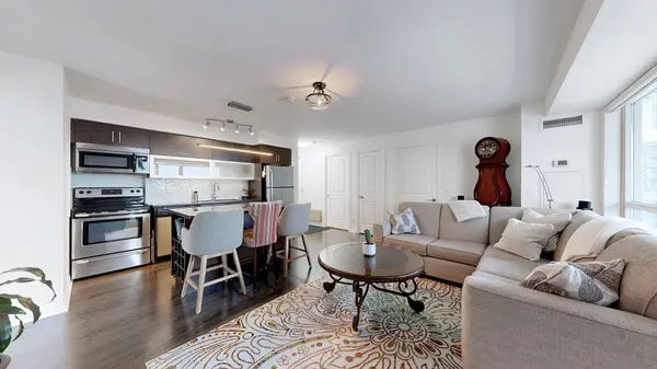 100 Western Battery RD #1107, Toronto C01, ON M6K 3S2