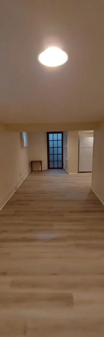 48 Lawrence AVE W #Lower, Toronto C04, ON M5M 1A4