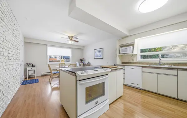 81 Marica AVE, Oshawa, ON L1G 3G9