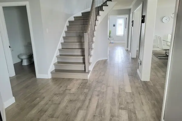 1040 Beaver Valley CRES, Oshawa, ON L1J 8N2