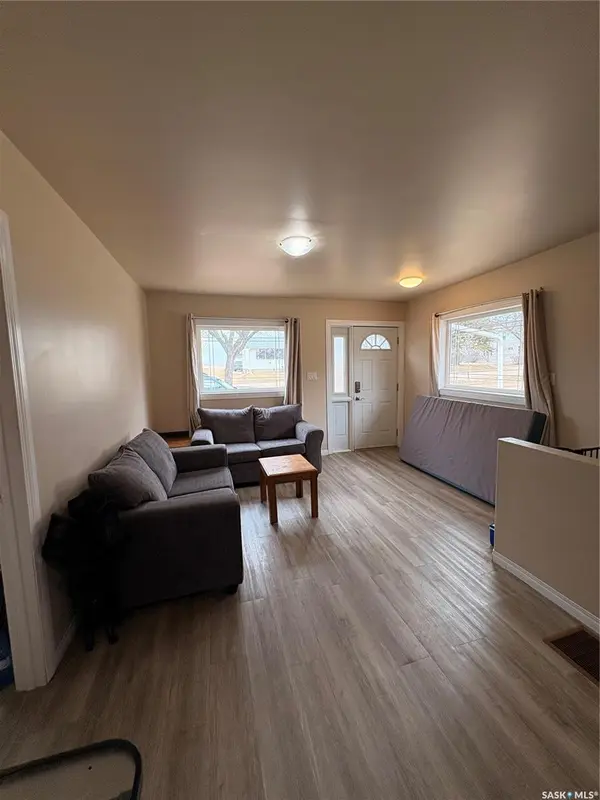 118 2nd STREET E, Lafleche, SK S0H 2K0