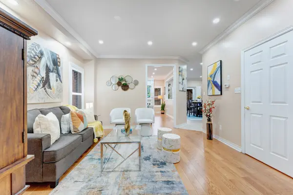 30 Krakow ST, Brampton, ON L6Y 0K7