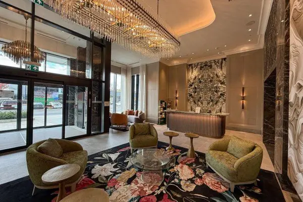 259 The Kingsway N/A #428, Toronto W08, ON M9A 4B1