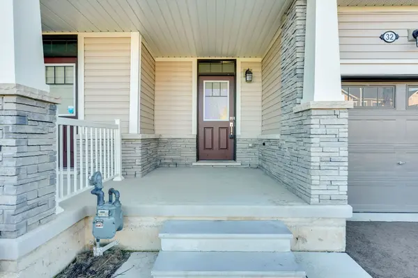 32 Concord DR, Thorold, ON L2E 6S4