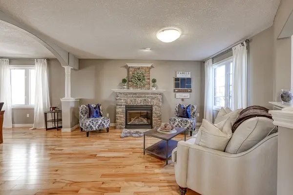 7 Woodhatch CRES, Ingersoll, ON N5C 0A2