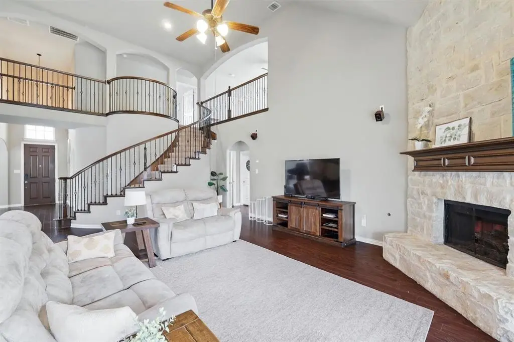 9645 Salvia Drive, Fort Worth, TX 76177