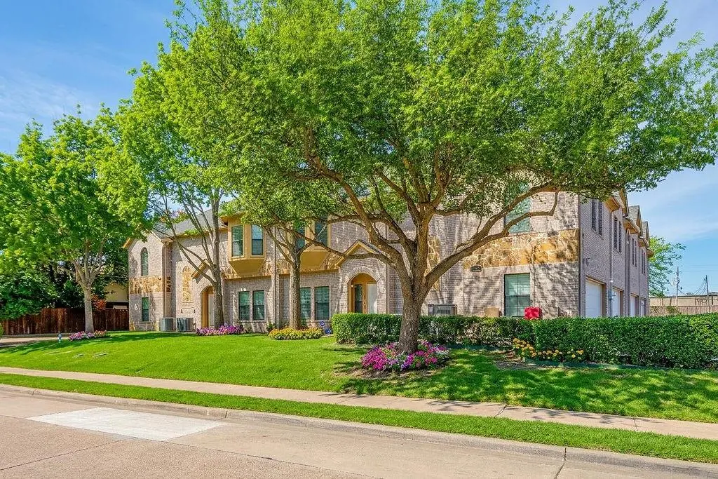 1125 Kathy Lane #8, Lewisville, TX 75067