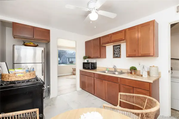 2411 Harris ST, Ferndale, MI 48220