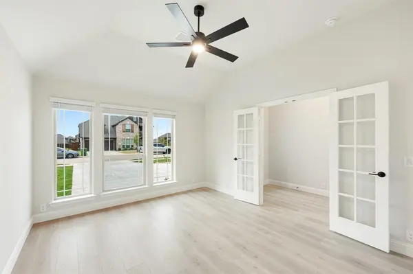 1028 Hickory Chase Drive, Godley, TX 76044