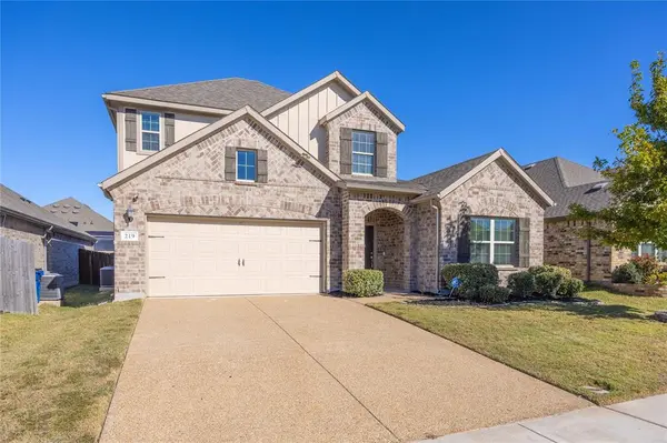 219 Crescent Avenue, Melissa, TX 75454