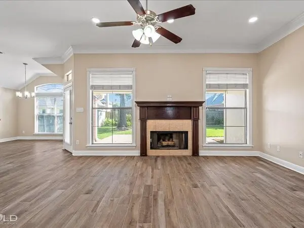 10440 Plum Creek Drive, Shreveport, LA 71106