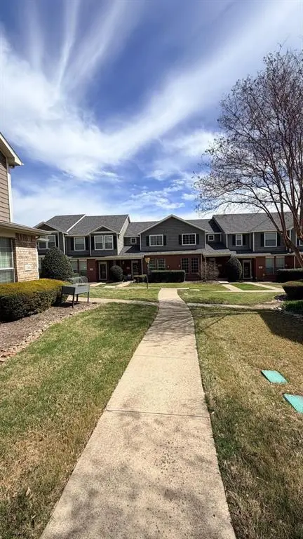 2205 Stoneleigh Place, Mckinney, TX 75071