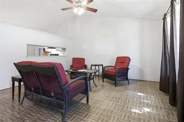 4621 Waterway Drive N, Fort Worth, TX 76137