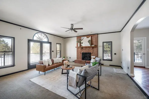 1161 Dogwood Hills DR, Goode, VA 24556