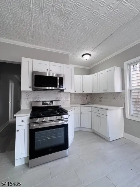 18 Eagle Ave #2, Paterson City, NJ 07503