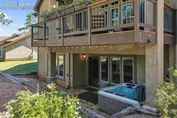 1484 Masters DR, Woodland Park, CO 80863