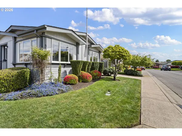 3355 N DELTA HWY #55, Eugene, OR 97408