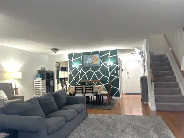 4001 Don Mills RD #135, Toronto C15, ON M2H 3J8