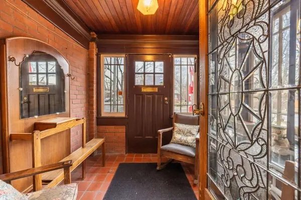 1350 Mount Pleasant RD, Toronto C04, ON M4N 2T3