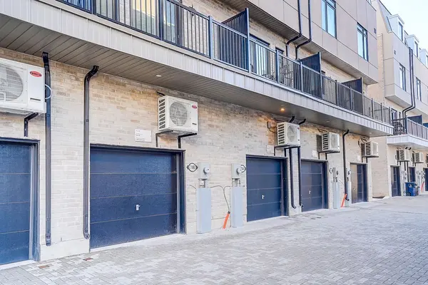 70B Tisdale AVE, Toronto C13, ON M4A 0A9