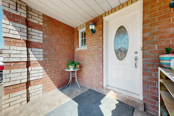 49 Horstman ST, Markham, ON L3S 3T4