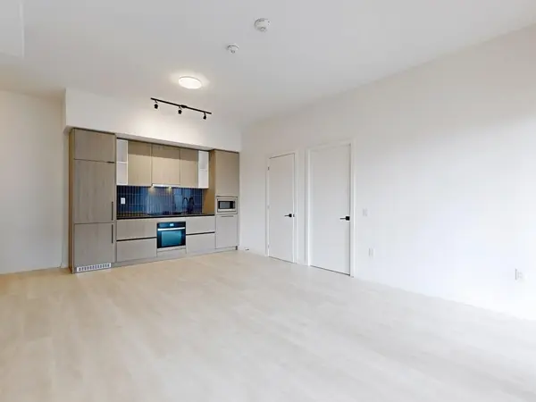 1285 Dupont ST #501A, Toronto W02, ON M6H 0E5