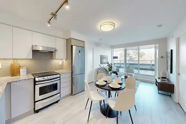 160 Flemington RD #313, Toronto W04, ON M6A 1N6