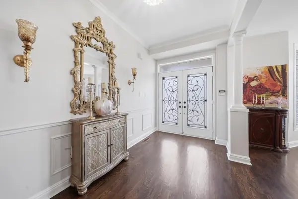 7148 Lowville HTS, Mississauga, ON L5N 8E6