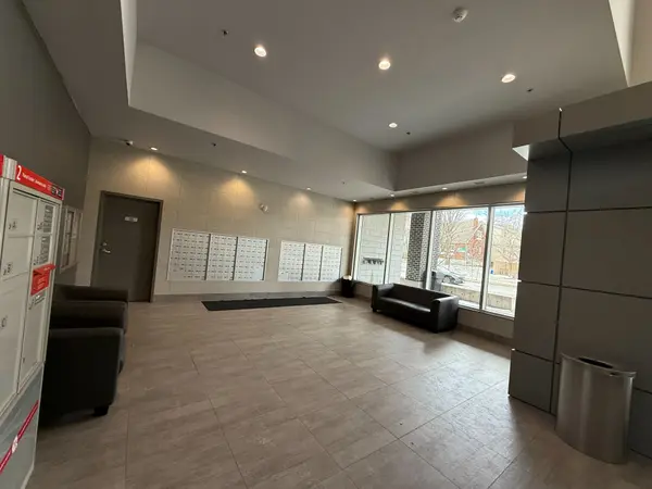 318 Spruce ST #2, Waterloo, ON N2L 0E9