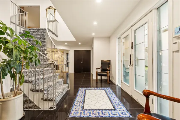 78 Terrace DR, Hamilton, ON L9H 3X2