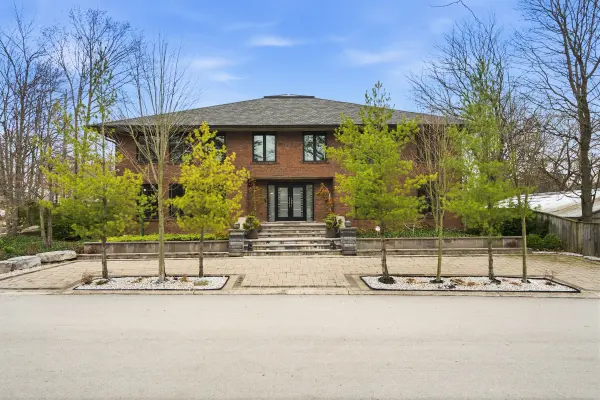 78 Terrace DR, Hamilton, ON L9H 3X2