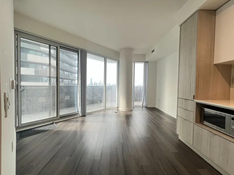 138 Downes ST #6212, Toronto C01, ON M5E 0E4