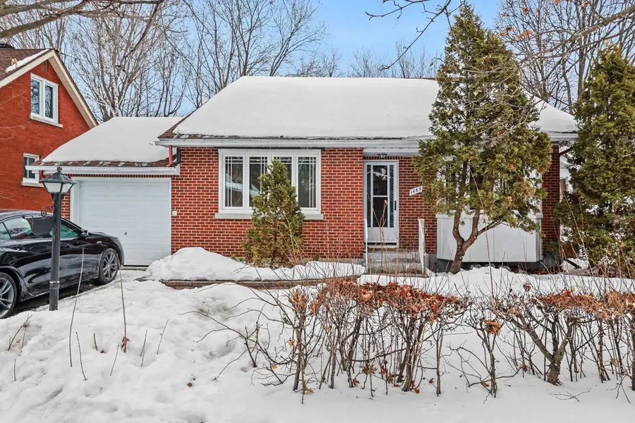 1465 MCROBIE AVE, Alta Vista And Area, ON K1H 7E2