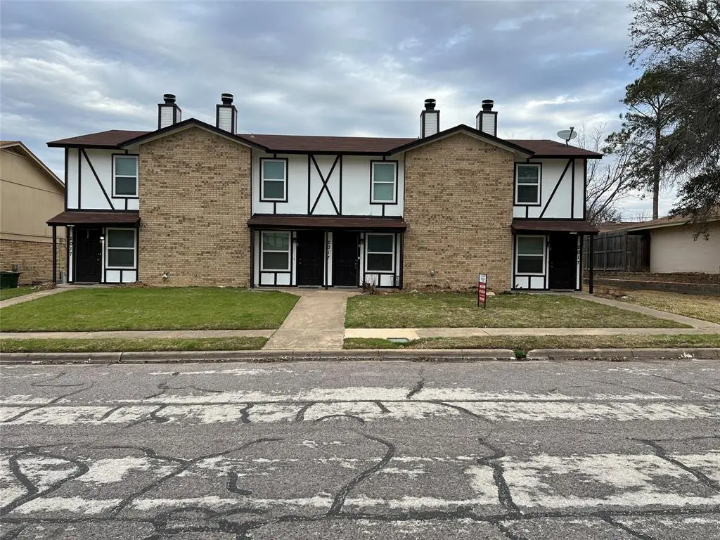 2017 Paisley Drive #D, Arlington, TX 76015