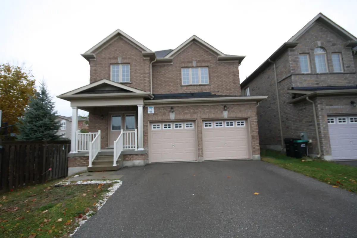 66 White CRES, Barrie, ON L4N 5Z9