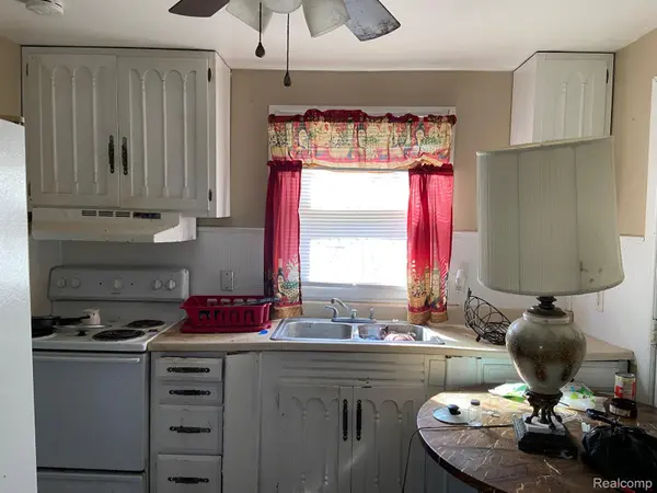 5401 Detroit ST, Mt. Morris Township, MI 48505