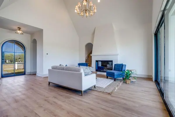 1458 Saguaro Trail, Joshua, TX 76058