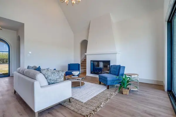 1458 Saguaro Trail, Joshua, TX 76058