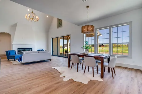 1458 Saguaro Trail, Joshua, TX 76058