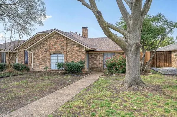 12717 Hornbeam Drive, Dallas, TX 75243