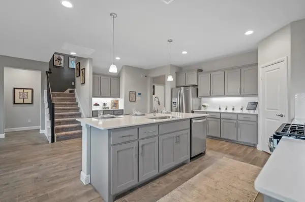 105 RINGTRAIL Drive, Rhome, TX 76078