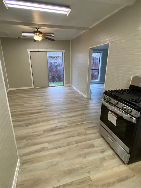 105 S 3rd Street, Sanger, TX 76266