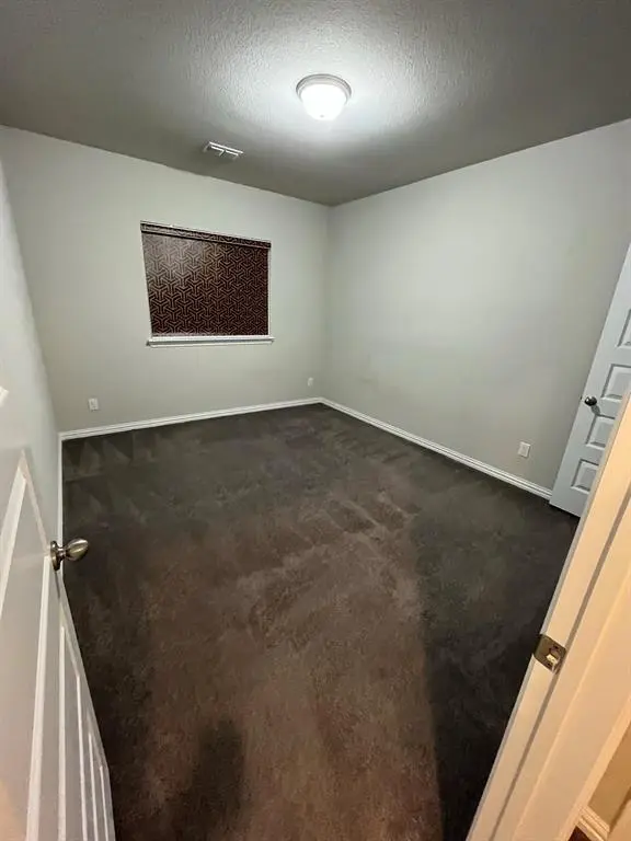 2820 Long Slope Road, Arlington, TX 76001