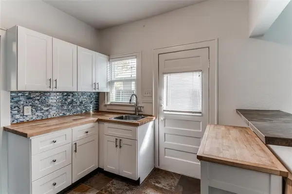 6347 Belmont Avenue, Dallas, TX 75214