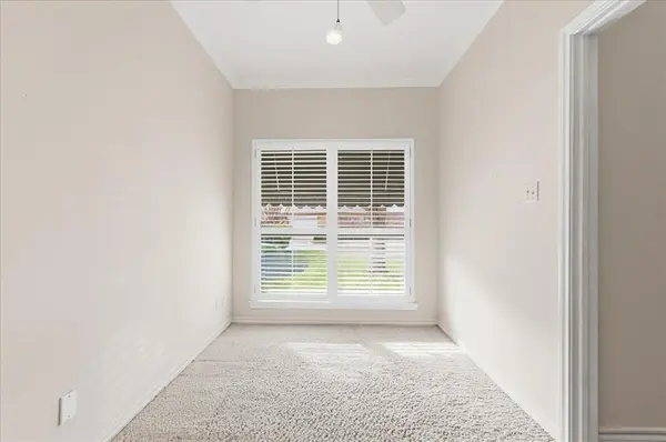 22 One Main Place, Benbrook, TX 76126