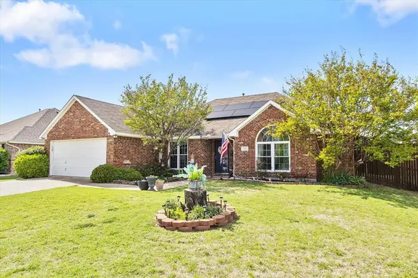 302 Glen Oak Trail, Forney, TX 75126
