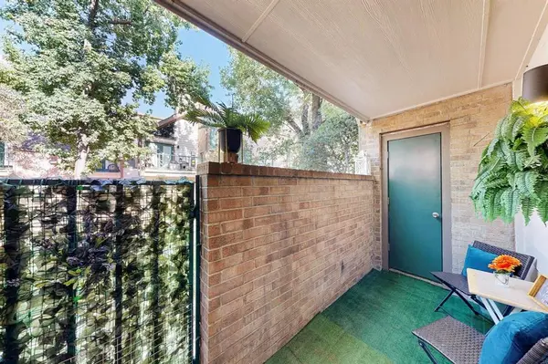 2311 Basil Drive #C103, Arlington, TX 76006